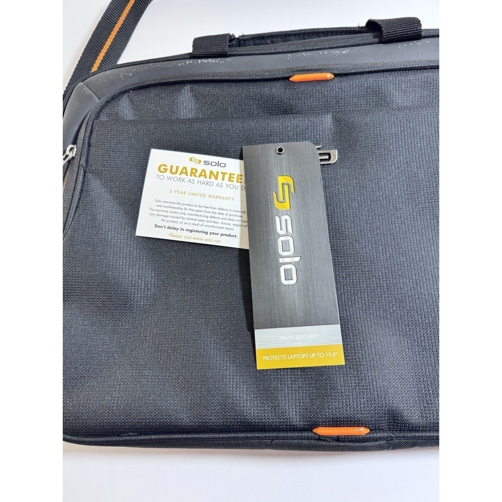 Solo Urban Slim Brief Black Laptop Messenger Bag Fits 15.6 Inch UBN101-4